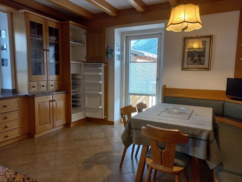 WhatsApp Image 2025-11-24 at 18.52.17 (1)